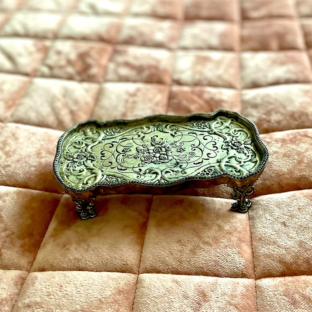 Decorative Soap Dish